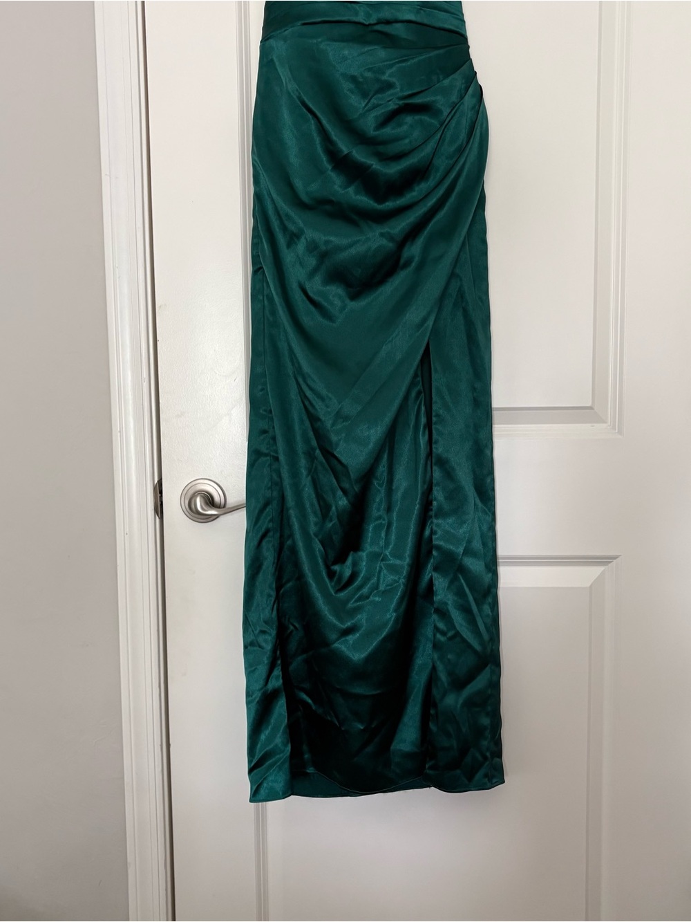 Azazie Women’s “Jenna” Emerald Sheath Pleated High-Neck Ruched Satin Dress - Picture 3 of 14